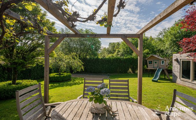 Charmantes Ferienhaus in Herbeumont f�r 6 Personen mit privatem Garten, 3 Schlafzimmern und Holzpelletheizung