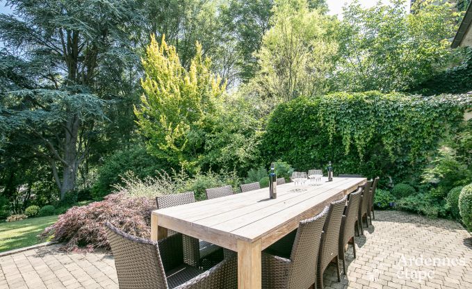 Luxusvilla im Herzen von Houffalize: Ferienhaus fr 24 Personen mit Sauna, Jacuzzi und Spielzimmer in den Ardennen