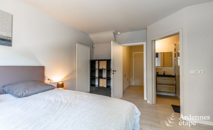 Luxusvilla im Herzen von Houffalize: Ferienhaus fr 24 Personen mit Sauna, Jacuzzi und Spielzimmer in den Ardennen