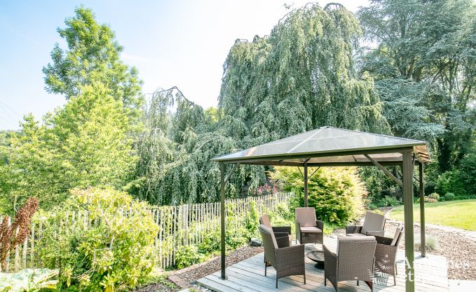 Luxusvilla im Herzen von Houffalize: Ferienhaus fr 24 Personen mit Sauna, Jacuzzi und Spielzimmer in den Ardennen