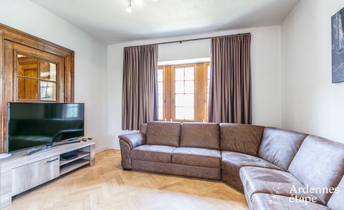 Luxusvilla im Herzen von Houffalize: Ferienhaus fr 24 Personen mit Sauna, Jacuzzi und Spielzimmer in den Ardennen