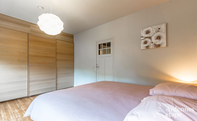 Luxusvilla im Herzen von Houffalize: Ferienhaus fr 24 Personen mit Sauna, Jacuzzi und Spielzimmer in den Ardennen