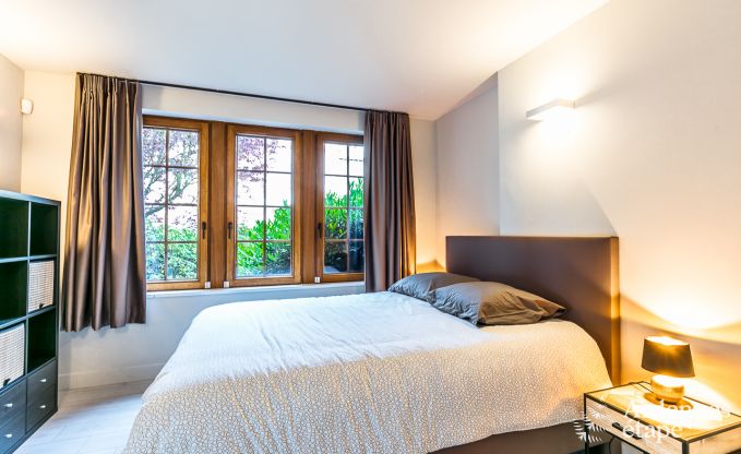 Luxusvilla im Herzen von Houffalize: Ferienhaus fr 24 Personen mit Sauna, Jacuzzi und Spielzimmer in den Ardennen