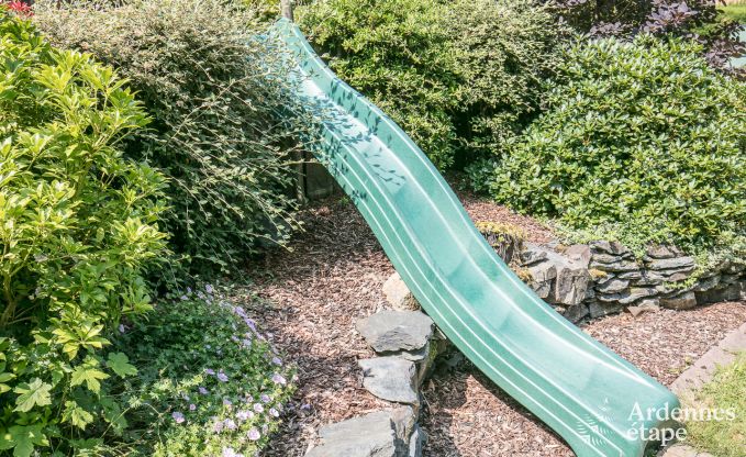 Luxusvilla im Herzen von Houffalize: Ferienhaus fr 24 Personen mit Sauna, Jacuzzi und Spielzimmer in den Ardennen