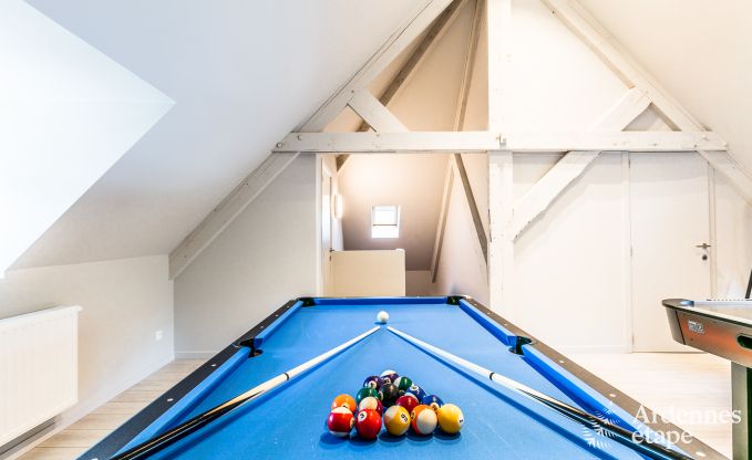 Luxusvilla im Herzen von Houffalize: Ferienhaus fr 24 Personen mit Sauna, Jacuzzi und Spielzimmer in den Ardennen