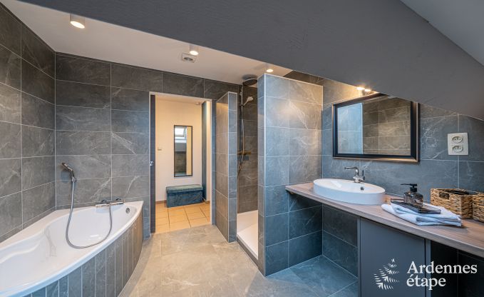 Ger�umiges Ferienhaus f�r 8 Personen in Houffalize mit 4 Schlafzimmern, ideal f�r einen Fahrradurlaub