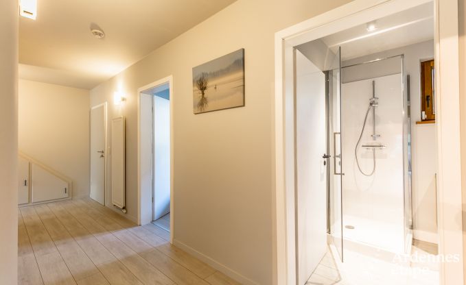 Luxusvilla im Herzen von Houffalize: Ferienhaus fr 24 Personen mit Sauna, Jacuzzi und Spielzimmer in den Ardennen