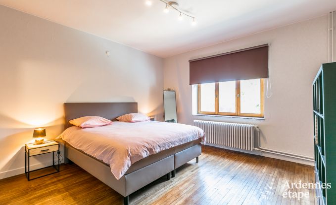 Luxusvilla im Herzen von Houffalize: Ferienhaus fr 24 Personen mit Sauna, Jacuzzi und Spielzimmer in den Ardennen