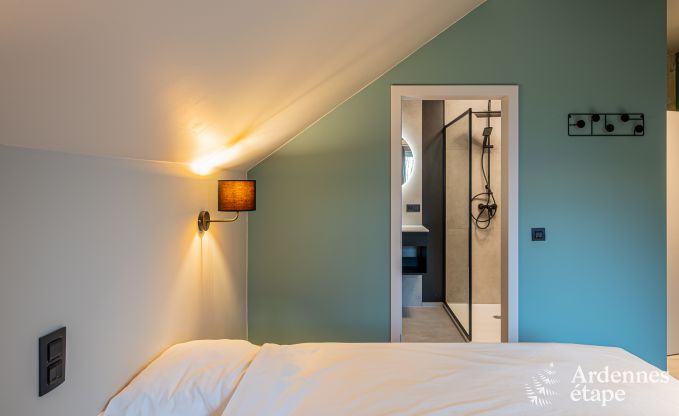 Luxusvilla in Houffalize: Unterkunft f�r 18 Personen mit Pool, Sauna und privatem Garten in den Ardennen