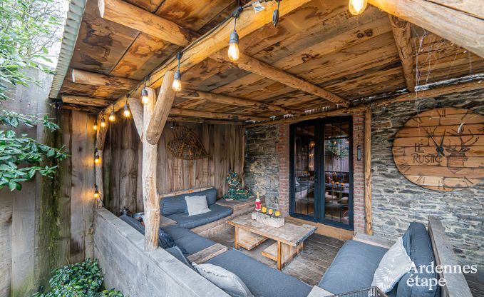 Einzigartiges Ferienhaus f�r 6 Personen in Houffalize, das ganze Jahr �ber in Weihnachtsstimmung!