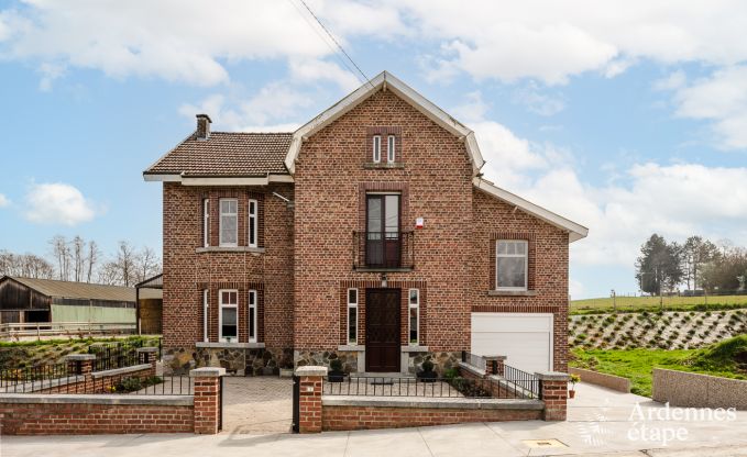 Gem�tliches Ferienhaus neben dem Bauernhof in Houyet, Ardennen