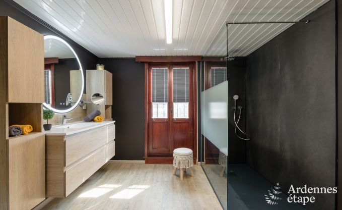 Gem�tliches Ferienhaus neben dem Bauernhof in Houyet, Ardennen