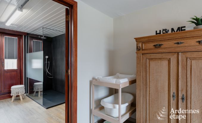 Gem�tliches Ferienhaus neben dem Bauernhof in Houyet, Ardennen