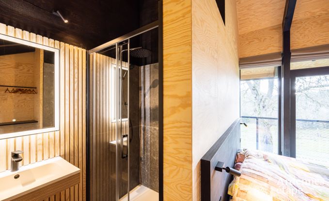 Abgelegenes Ferienhaus mit Pool in Houyet, Ardennen