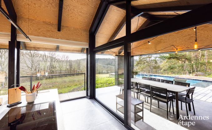 Abgelegenes Ferienhaus mit Pool in Houyet, Ardennen