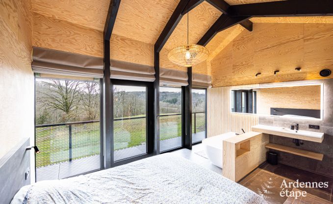 Abgelegenes Ferienhaus mit Pool in Houyet, Ardennen