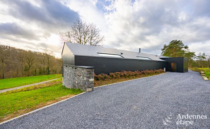 Abgelegenes Ferienhaus mit Pool in Houyet, Ardennen