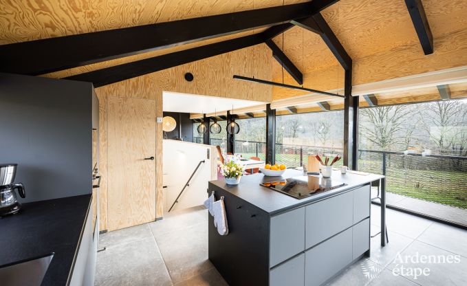 Abgelegenes Ferienhaus mit Pool in Houyet, Ardennen