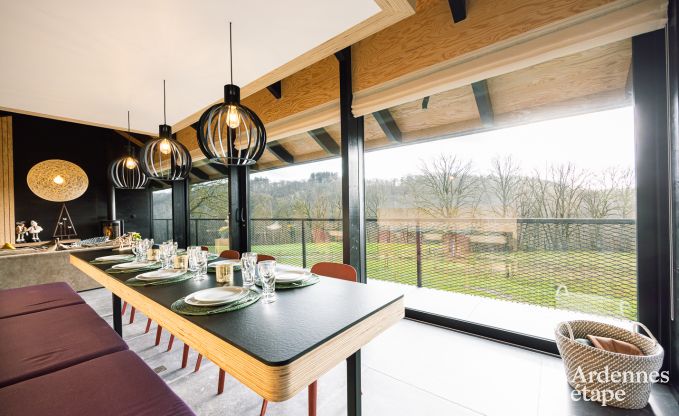 Abgelegenes Ferienhaus mit Pool in Houyet, Ardennen