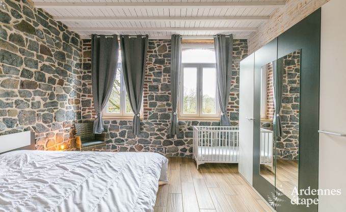 au�ergew�hnliche Ferienwohnung Houyet 10/14 Pers. Ardennen