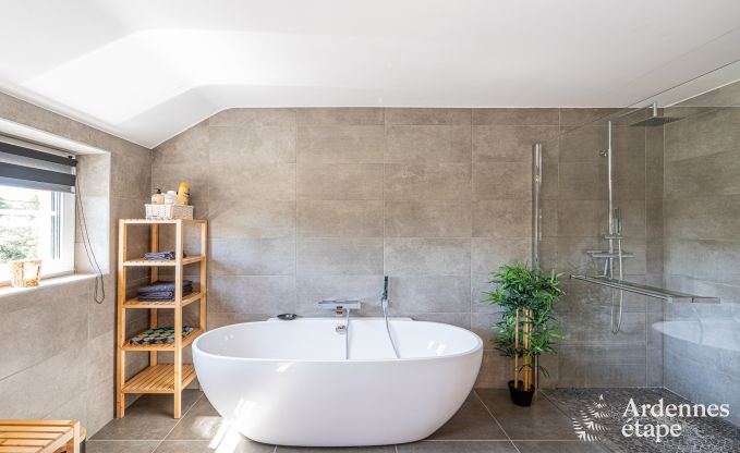 Ferienhaus f�r 9 Personen in Wanlin mit 4 Schlafzimmern und eingez�untem Garten