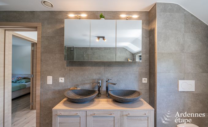 Ferienhaus f�r 9 Personen in Wanlin mit 4 Schlafzimmern und eingez�untem Garten