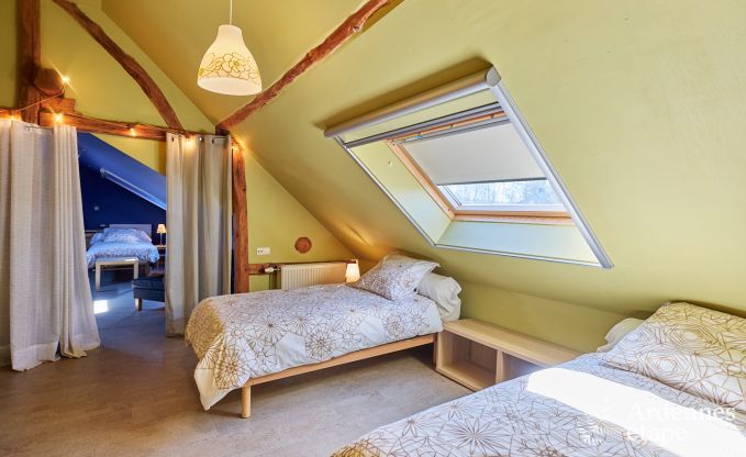 Luxusferienhaus in Jalhay fr 12 Personen mit Whirlpool, Spielzimmer und privatem Garten