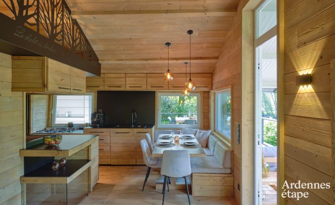 Ger�umiges Chalet am Wasser f�r 6 Personen mit Holzofen, Grill und privater Terrasse in La Roche-en-Ardenne