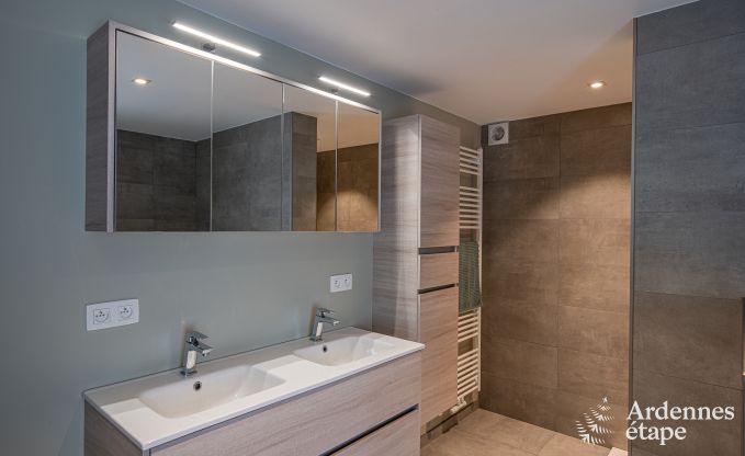 Ger�umiges Ferienhaus in La Roche-en-Ardenne