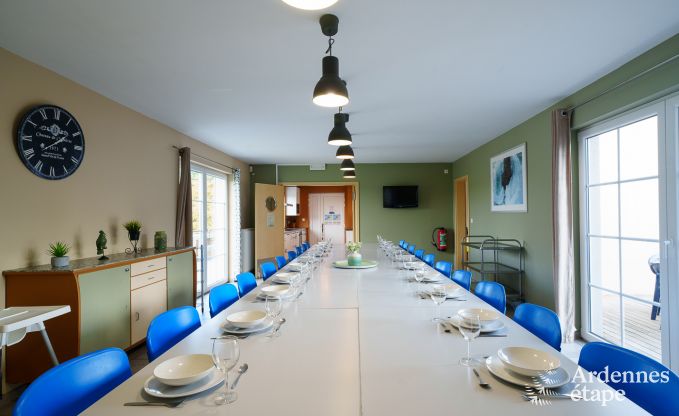 Ferienhaus in L�glise, Ardennen, 32 Personen, gro�er privater Garten, Sportanlagen, Spa, Spielzimmer, optimaler Komfort