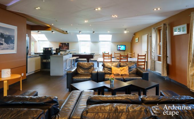 Ferienhaus in L�glise, Ardennen, 32 Personen, gro�er privater Garten, Sportanlagen, Spa, Spielzimmer, optimaler Komfort