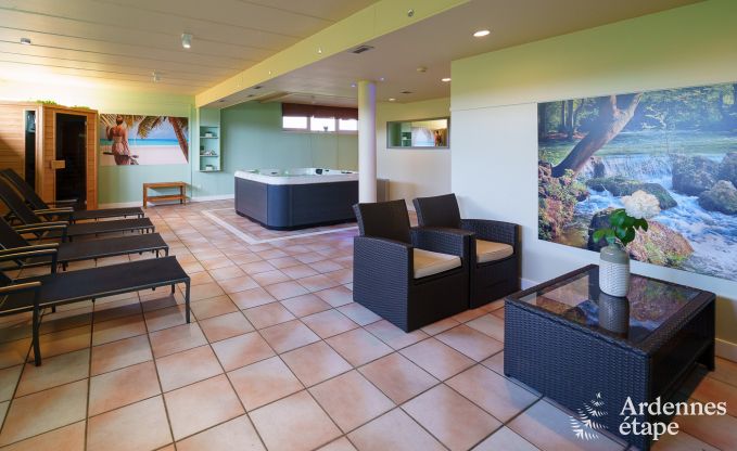 Ferienhaus in L�glise, Ardennen, 32 Personen, gro�er privater Garten, Sportanlagen, Spa, Spielzimmer, optimaler Komfort