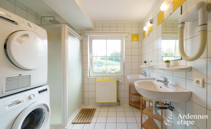 Ferienhaus in L�glise, Ardennen, 32 Personen, gro�er privater Garten, Sportanlagen, Spa, Spielzimmer, optimaler Komfort