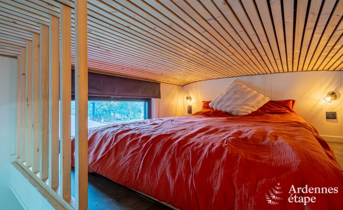 Charmantes Tiny House f�r 4 Personen in L�glise mit Kochnische, Holzofen und Privatgarten