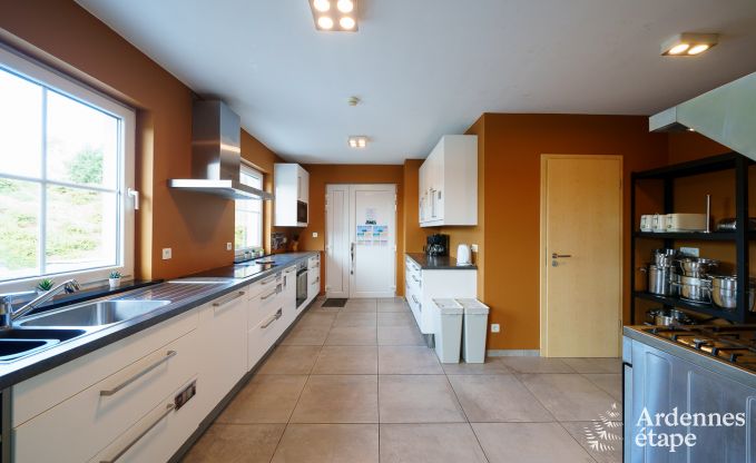 Ferienhaus in L�glise, Ardennen, 32 Personen, gro�er privater Garten, Sportanlagen, Spa, Spielzimmer, optimaler Komfort