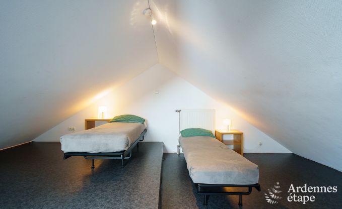 Ferienhaus in L�glise, Ardennen, 32 Personen, gro�er privater Garten, Sportanlagen, Spa, Spielzimmer, optimaler Komfort