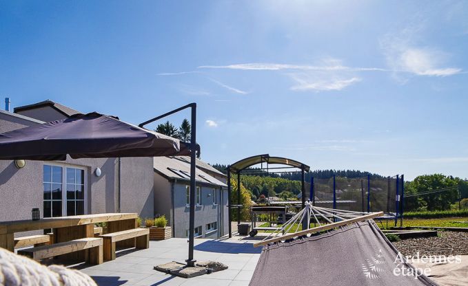 Ferienhaus in L�glise, Ardennen, 32 Personen, gro�er privater Garten, Sportanlagen, Spa, Spielzimmer, optimaler Komfort