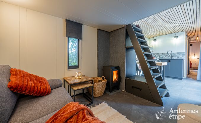 Charmantes Tiny House f�r 4 Personen in L�glise mit Kochnische, Holzofen und Privatgarten