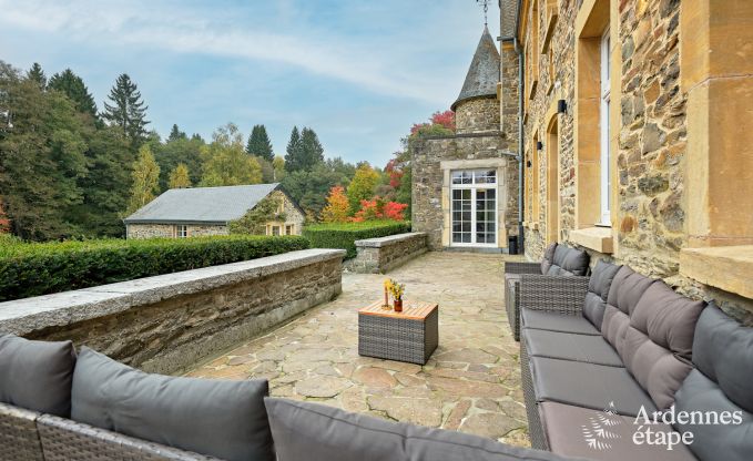 Schloss in Libin: eleganter Aufenthalt fr 40 Personen mit umfangreichen Annehmlichkeiten