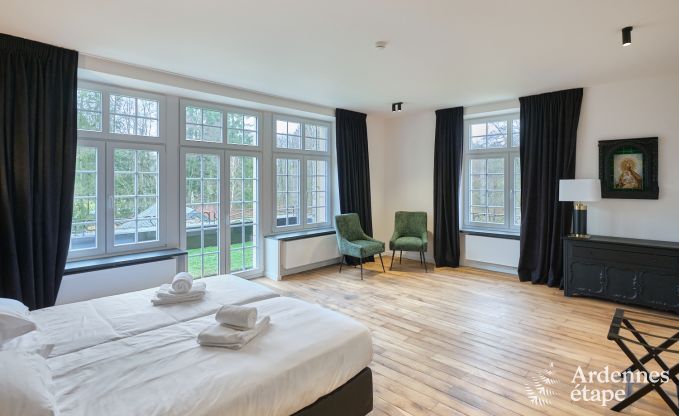 Schloss in Libin: eleganter Aufenthalt fr 40 Personen mit umfangreichen Annehmlichkeiten