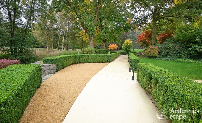 Schloss in Libin: eleganter Aufenthalt fr 40 Personen mit umfangreichen Annehmlichkeiten