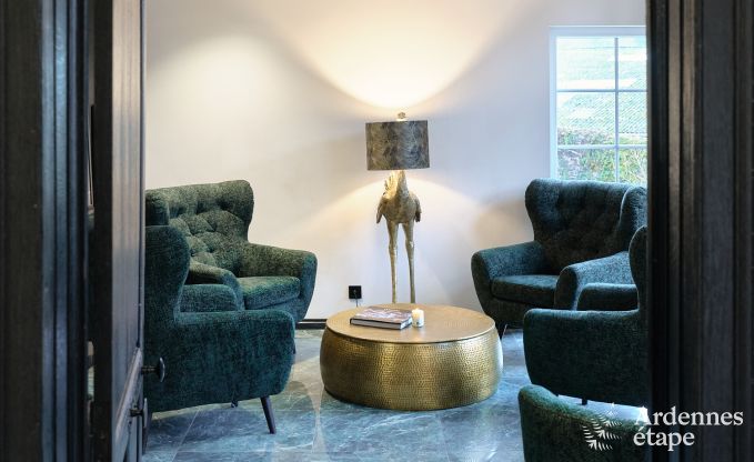 Schloss in Libin: eleganter Aufenthalt fr 40 Personen mit umfangreichen Annehmlichkeiten