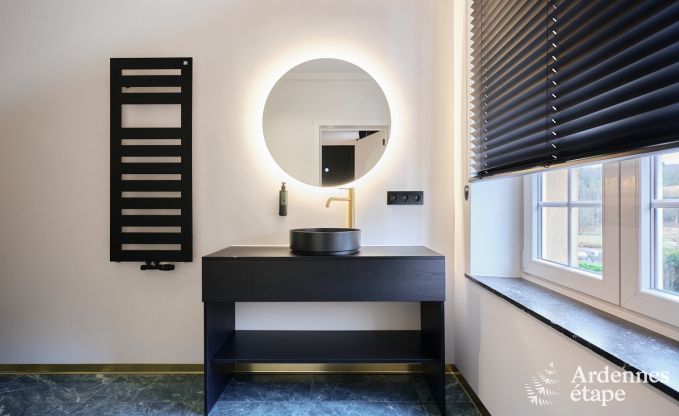 Schloss in Libin: eleganter Aufenthalt fr 40 Personen mit umfangreichen Annehmlichkeiten