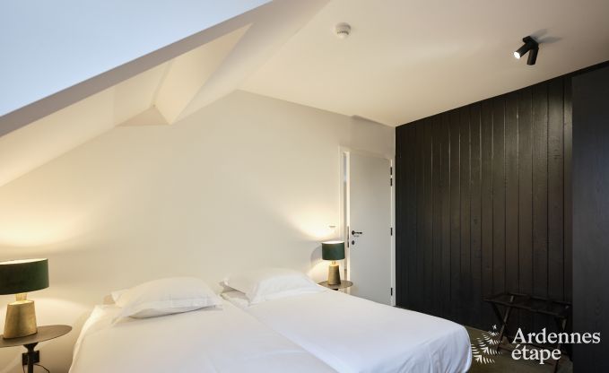 Schloss in Libin: eleganter Aufenthalt fr 40 Personen mit umfangreichen Annehmlichkeiten