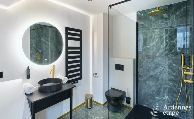 Schloss in Libin: eleganter Aufenthalt fr 40 Personen mit umfangreichen Annehmlichkeiten