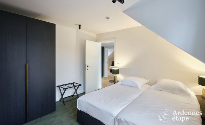 Schloss in Libin: eleganter Aufenthalt fr 40 Personen mit umfangreichen Annehmlichkeiten