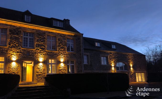 Schloss in Libin: eleganter Aufenthalt fr 40 Personen mit umfangreichen Annehmlichkeiten