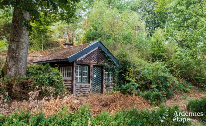 Schloss in Libin: eleganter Aufenthalt fr 40 Personen mit umfangreichen Annehmlichkeiten