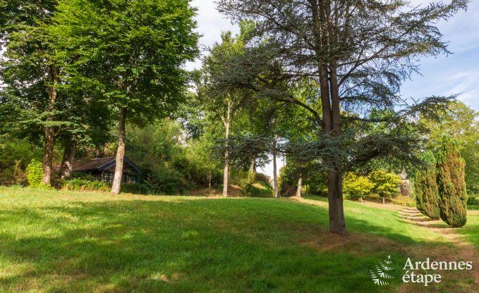 Schloss in Libin: eleganter Aufenthalt f�r 40 Personen mit umfangreichen Annehmlichkeiten