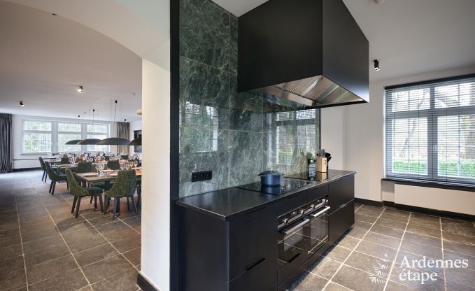 Schloss in Libin: eleganter Aufenthalt fr 40 Personen mit umfangreichen Annehmlichkeiten